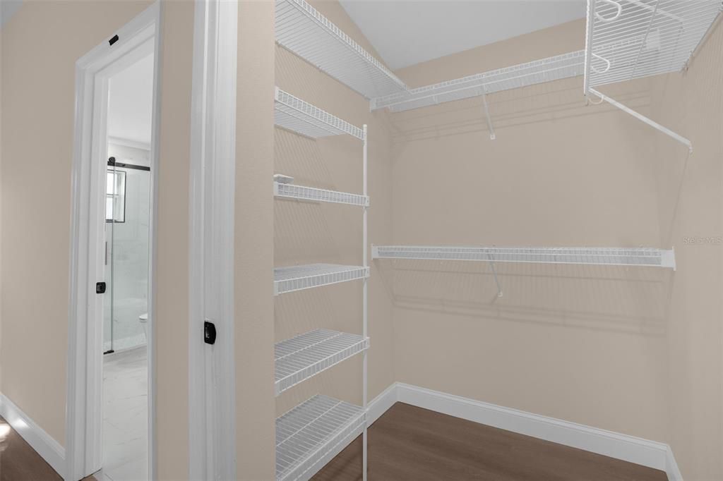 На продажу: $329,900 (2 спален, 2 ванн, 1465 Квадратных фут)