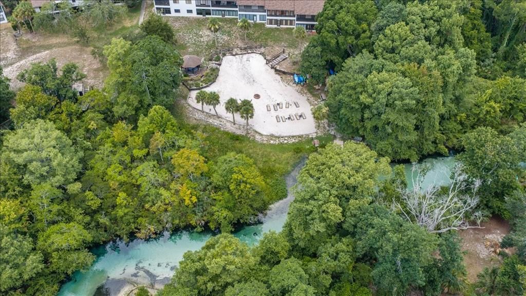 En Venta: $309,000 (2 camas, 2 baños, 1566 Pies cuadrados)