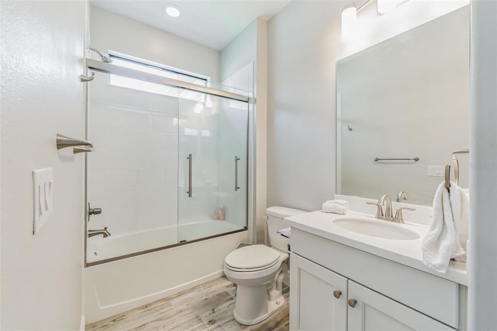 En Venta: $799,000 (4 camas, 4 baños, 3143 Pies cuadrados)