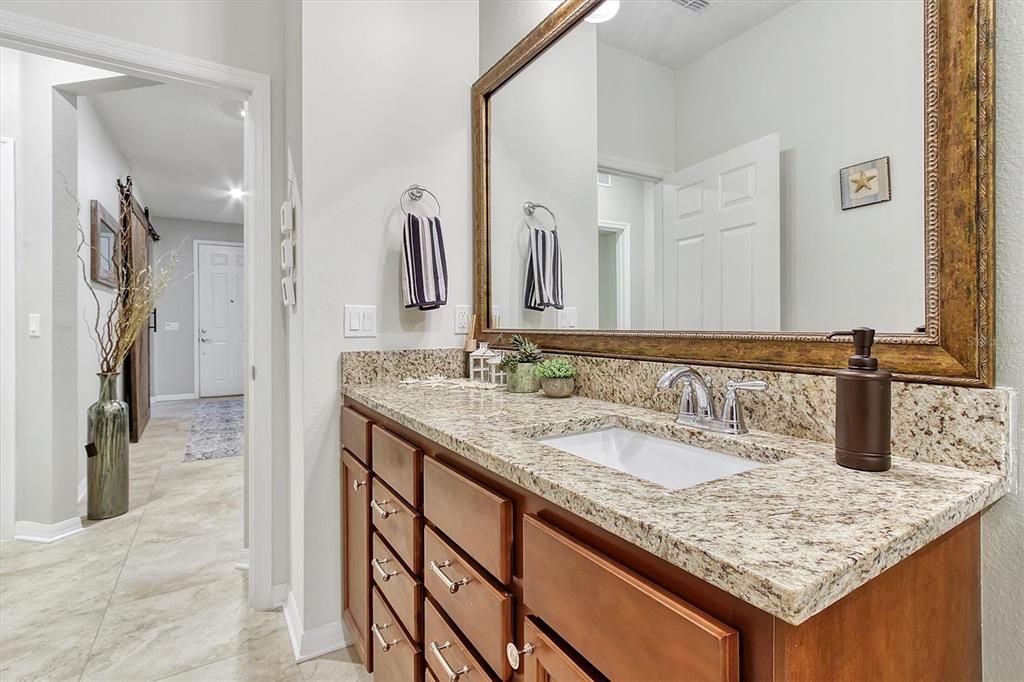 For Rent: $2,600 (3 beds, 2 baths, 2144 Square Feet)