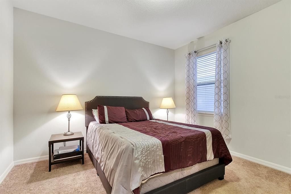 For Rent: $2,600 (3 beds, 2 baths, 2144 Square Feet)