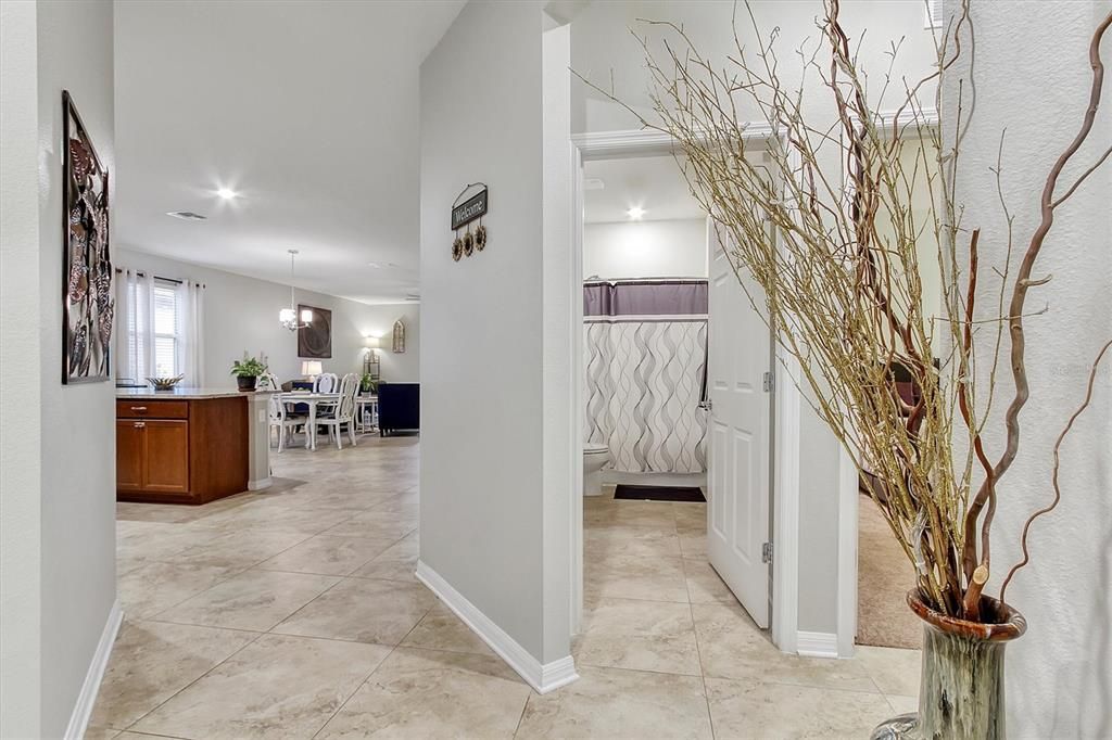 For Rent: $2,600 (3 beds, 2 baths, 2144 Square Feet)