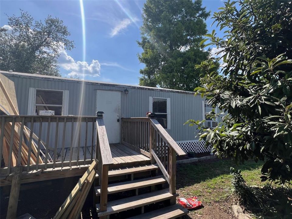For Rent: $1,195 (2 beds, 1 baths, 700 Square Feet)