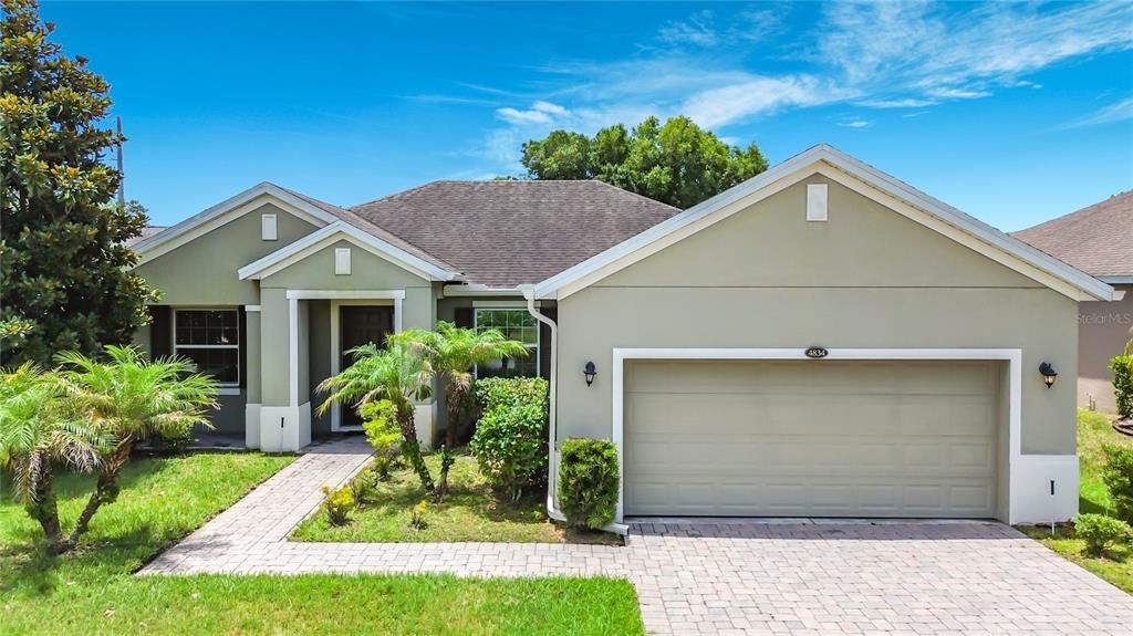 For Rent: $2,300 (3 beds, 2 baths, 1712 Square Feet)