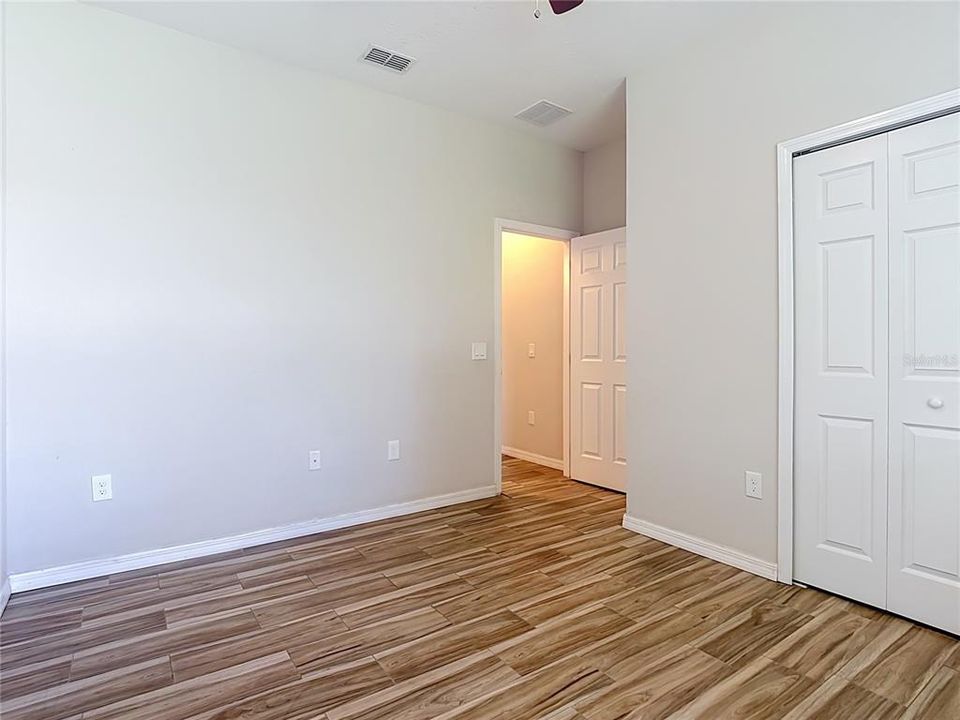 For Rent: $2,300 (3 beds, 2 baths, 1712 Square Feet)