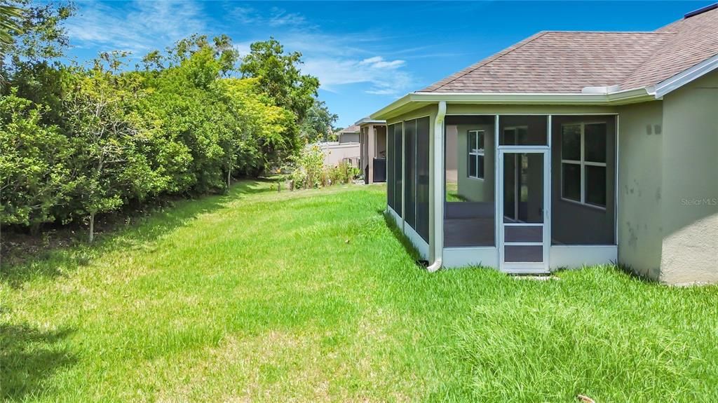 For Rent: $2,300 (3 beds, 2 baths, 1712 Square Feet)