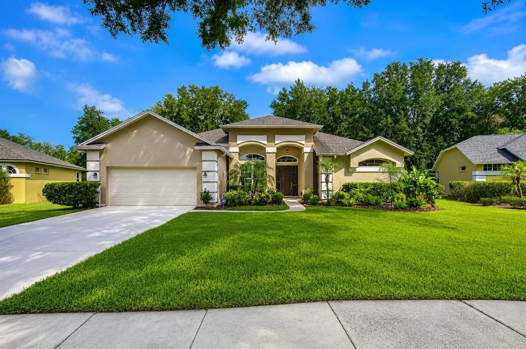 For Sale: $599,000 (4 beds, 3 baths, 2393 Square Feet)