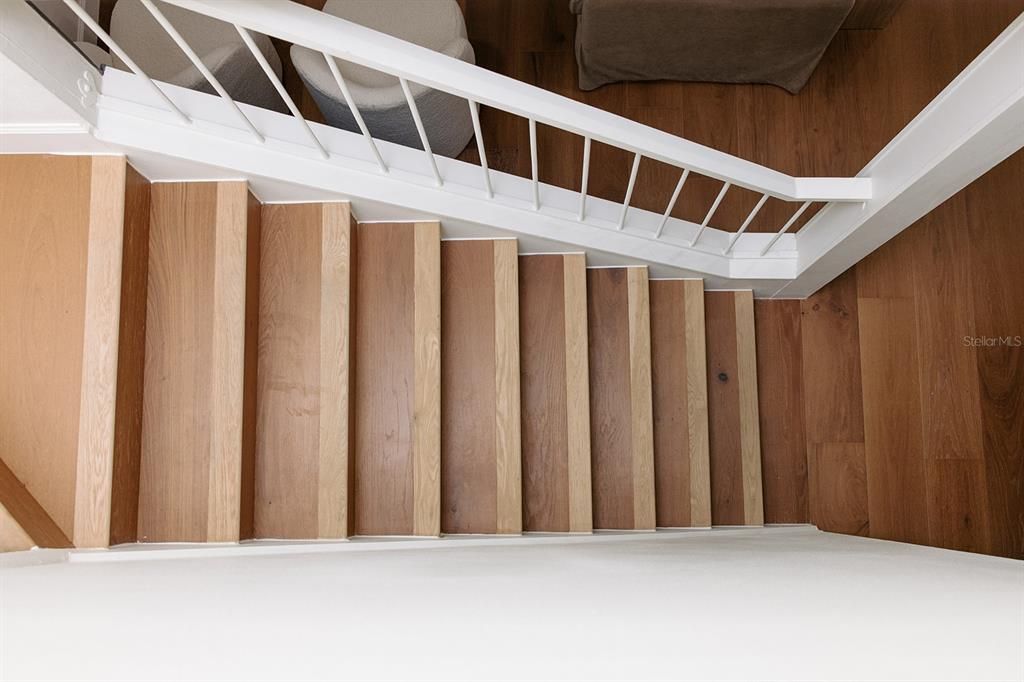 For Sale: $575,000 (2 beds, 2 baths, 1556 Square Feet)