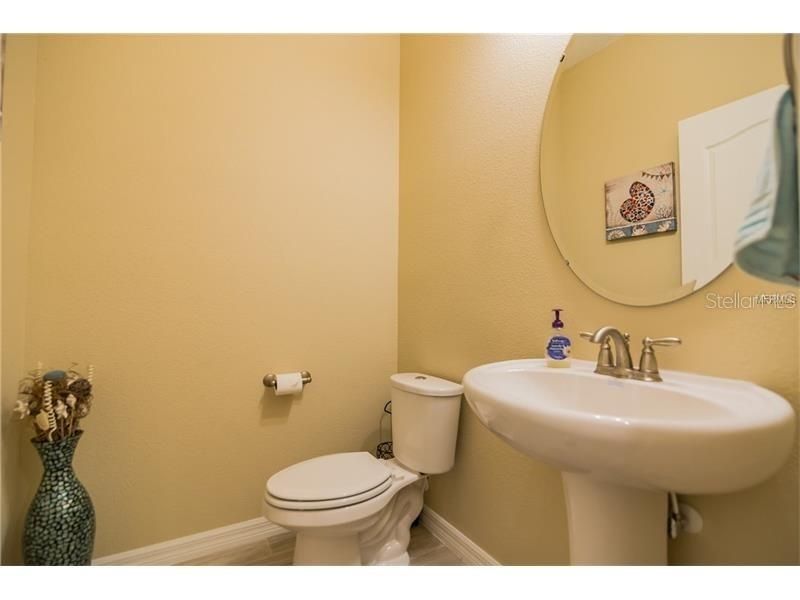 В аренду: $2,600 (3 спален, 2 ванн, 1585 Квадратных фут)