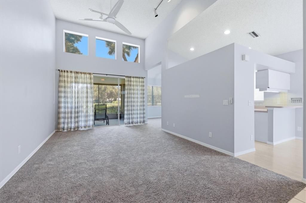For Sale: $459,000 (2 beds, 2 baths, 1755 Square Feet)