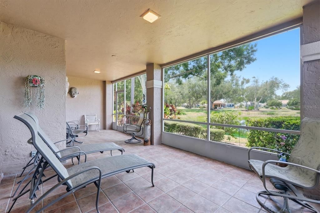 For Sale: $459,000 (2 beds, 2 baths, 1755 Square Feet)