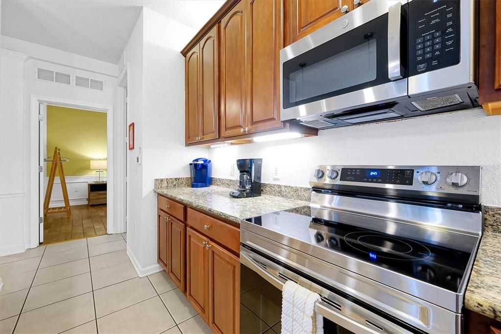 For Sale: $645,000 (3 beds, 2 baths, 2097 Square Feet)