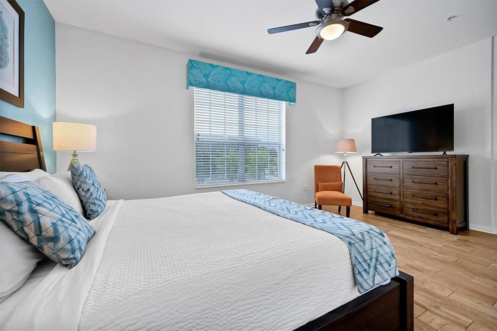 For Sale: $645,000 (3 beds, 2 baths, 2097 Square Feet)