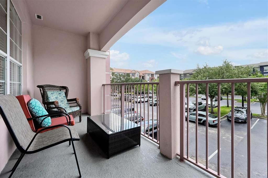 For Sale: $645,000 (3 beds, 2 baths, 2097 Square Feet)