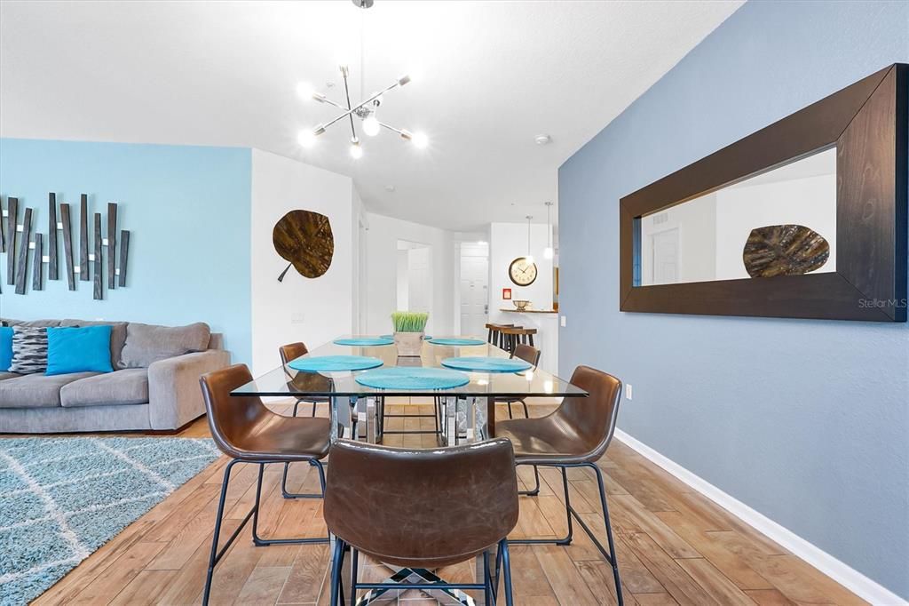 For Sale: $645,000 (3 beds, 2 baths, 2097 Square Feet)