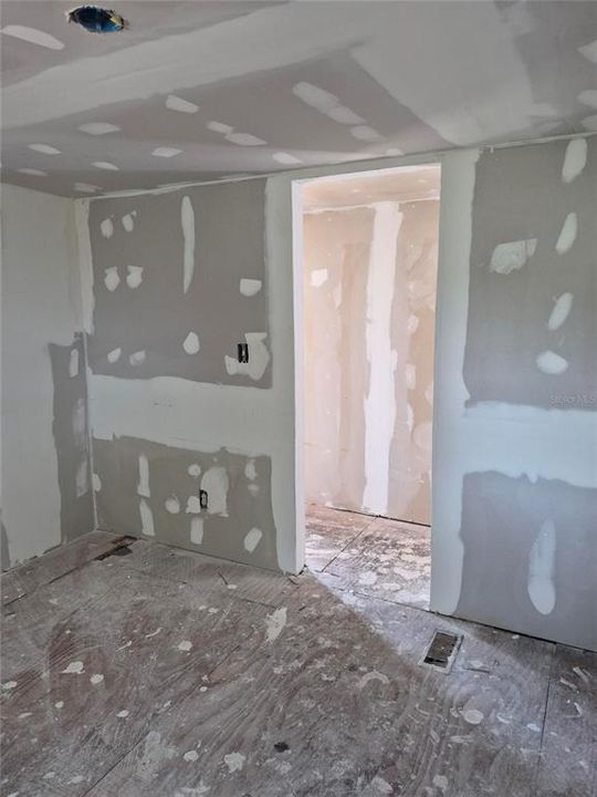 En Venta: $124,700 (2 camas, 1 baños, 784 Pies cuadrados)