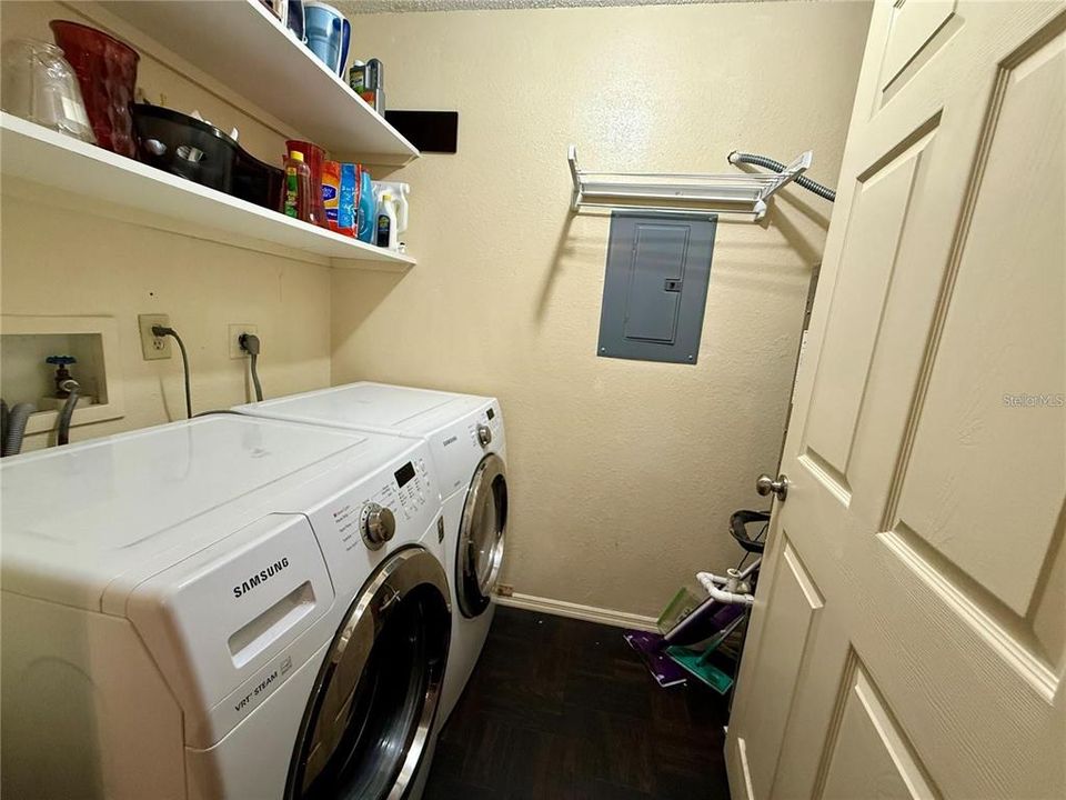 В аренду: $1,450 (2 спален, 2 ванн, 950 Квадратных фут)