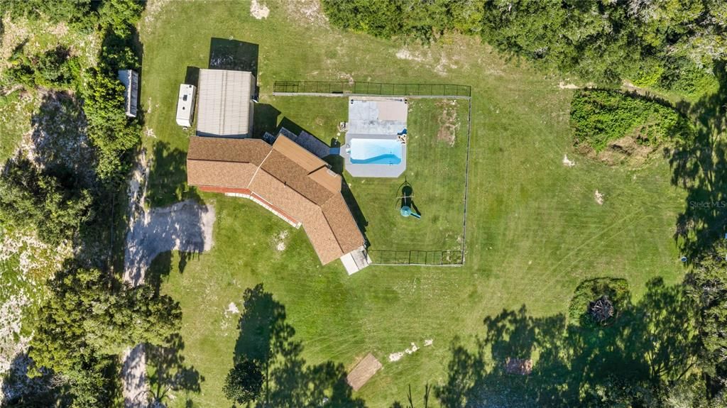 En Venta: $625,000 (5 camas, 3 baños, 2426 Pies cuadrados)