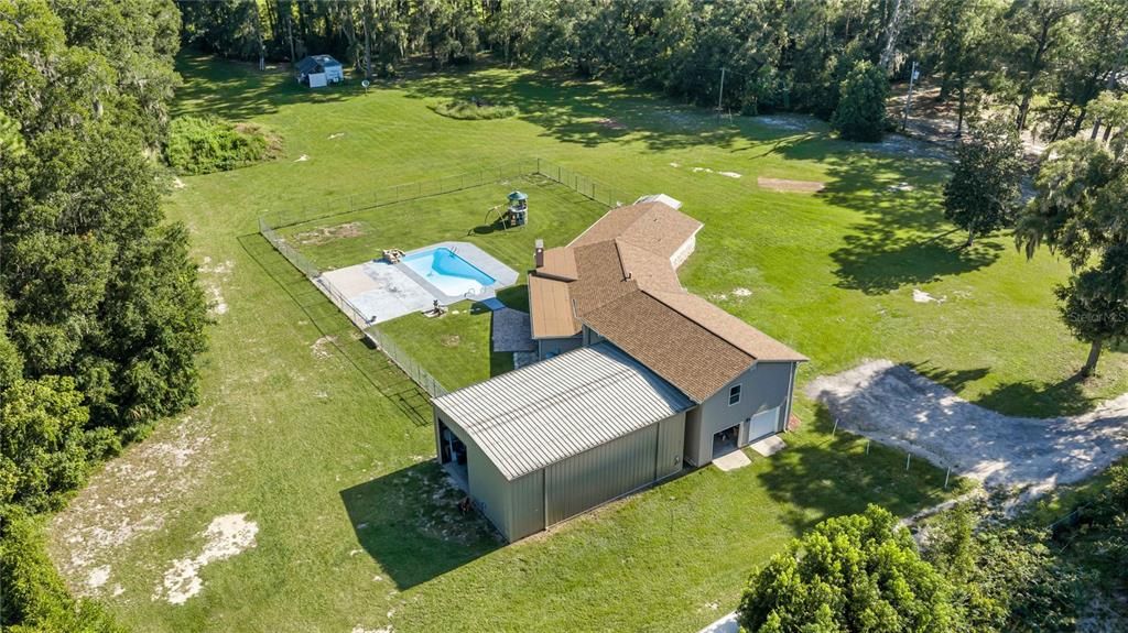 En Venta: $625,000 (5 camas, 3 baños, 2426 Pies cuadrados)