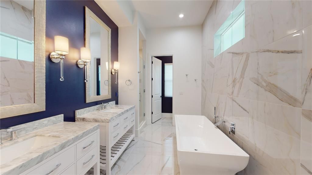 For Rent: $7,900 (4 beds, 4 baths, 2908 Square Feet)