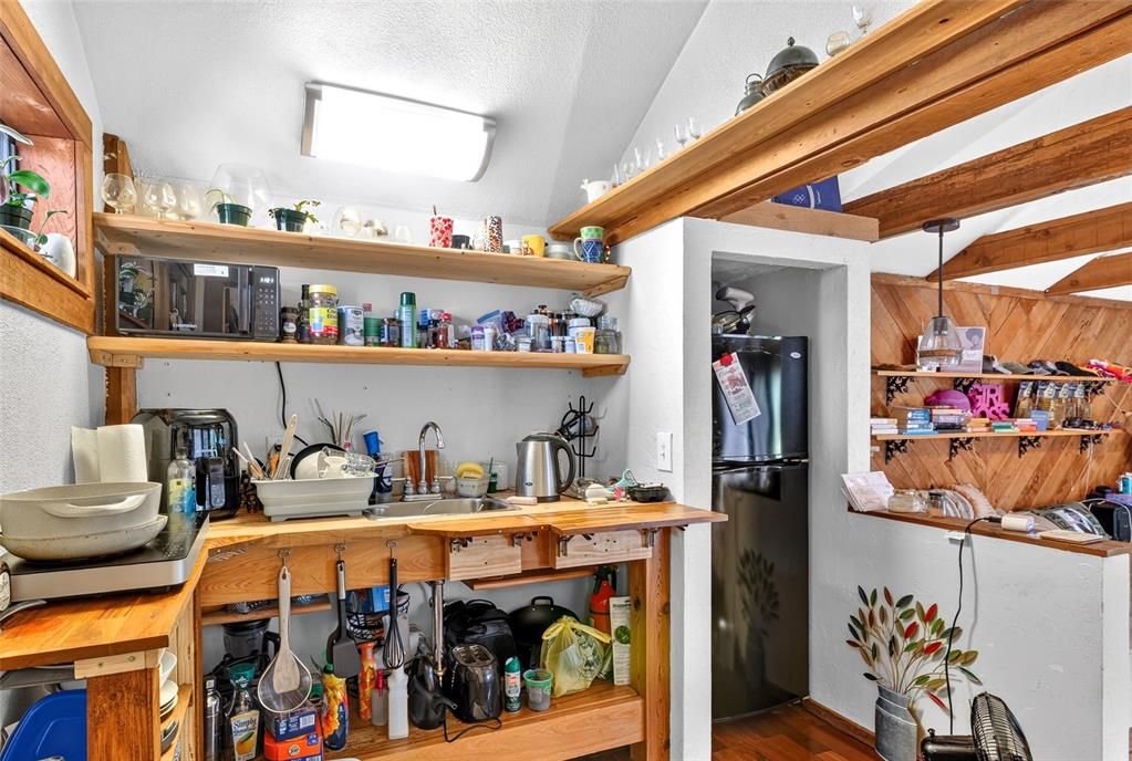 En Venta: $515,000 (4 camas, 3 baños, 2215 Pies cuadrados)