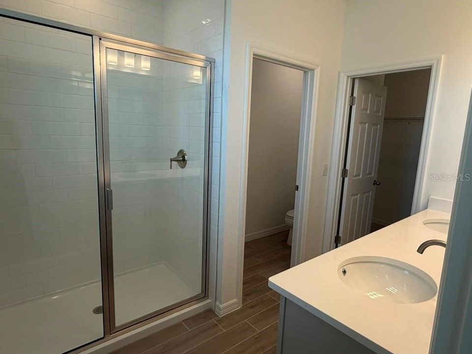 Active With Contract: $350,000 (3 beds, 2 baths, 2003 Square Feet)