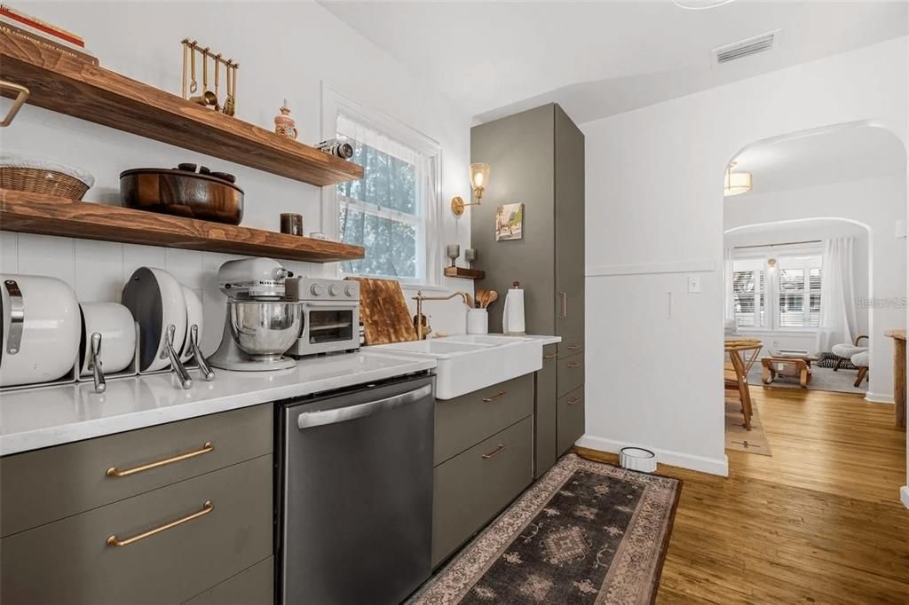 На продажу: $449,999 (3 спален, 1 ванн, 1089 Квадратных фут)