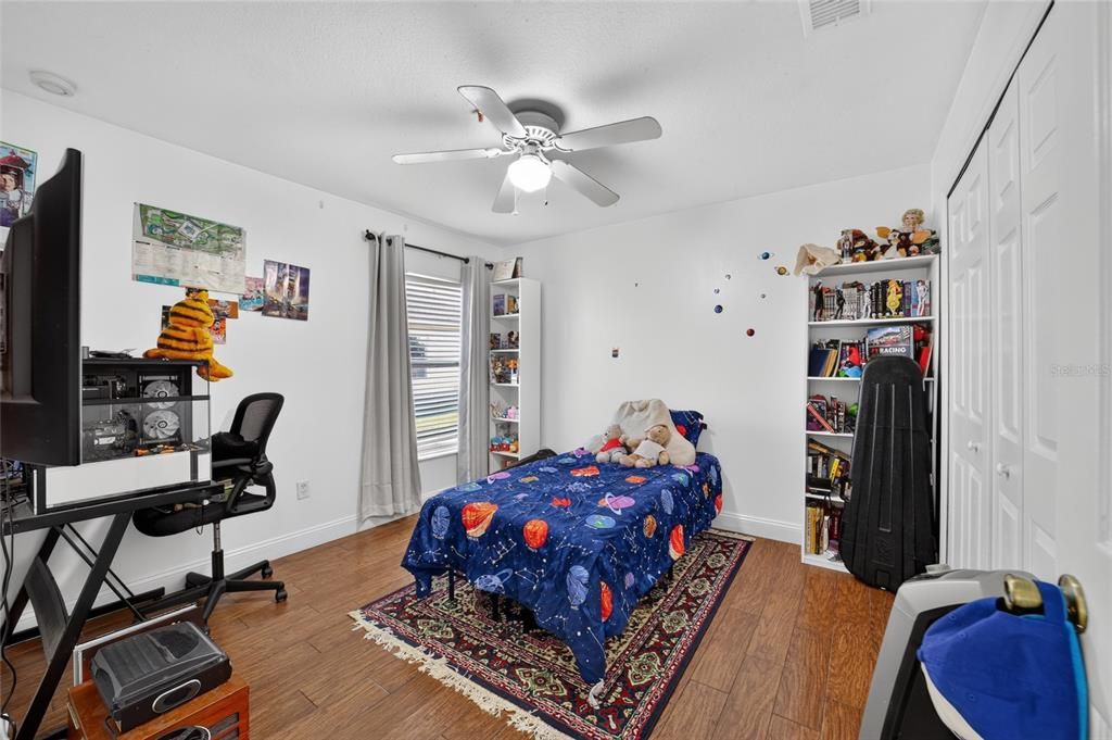 En Venta: $269,900 (3 camas, 2 baños, 1674 Pies cuadrados)