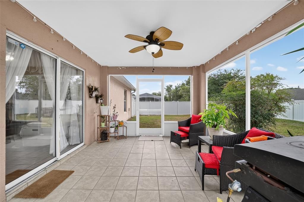En Venta: $269,900 (3 camas, 2 baños, 1674 Pies cuadrados)
