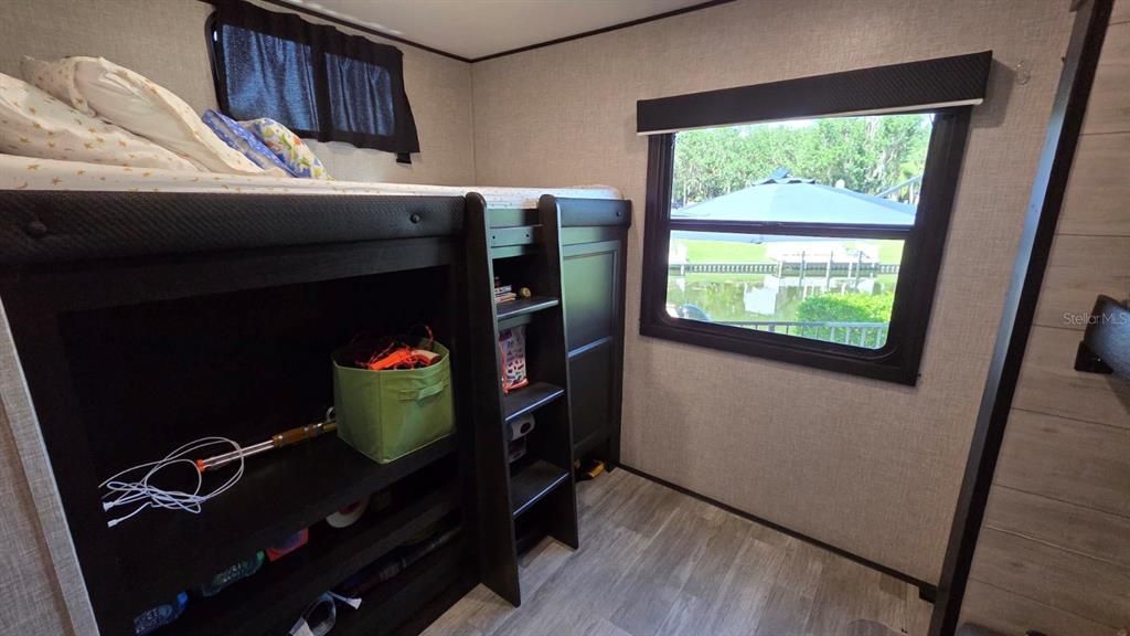 На продажу: $279,000 (0.07 acres)
