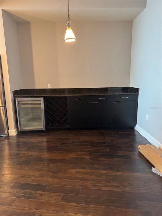 В аренду: $3,300 (2 спален, 2 ванн, 1237 Квадратных фут)