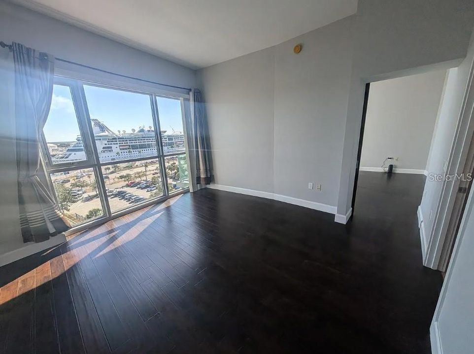 В аренду: $3,300 (2 спален, 2 ванн, 1237 Квадратных фут)