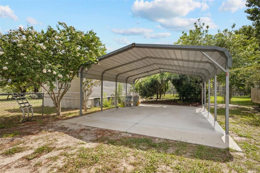 For Sale: $235,000 (3 beds, 2 baths, 1216 Square Feet)