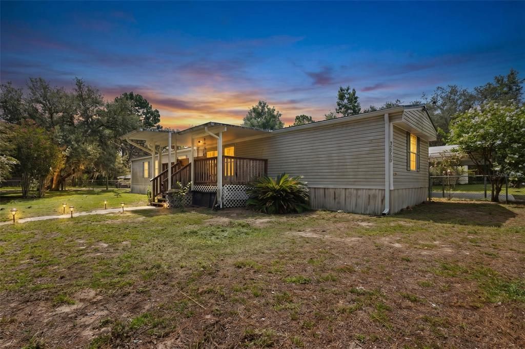 For Sale: $235,000 (3 beds, 2 baths, 1216 Square Feet)