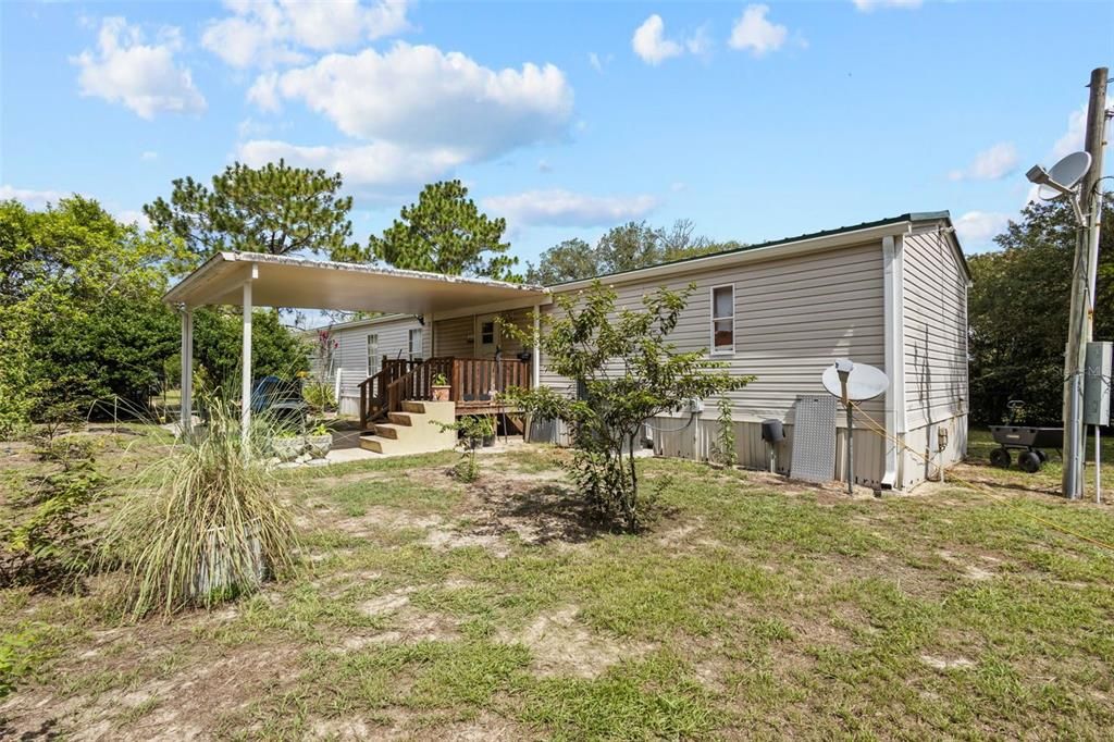For Sale: $235,000 (3 beds, 2 baths, 1216 Square Feet)