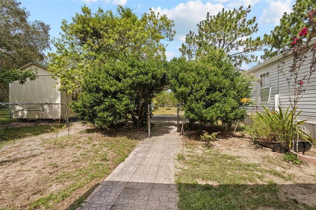 For Sale: $235,000 (3 beds, 2 baths, 1216 Square Feet)