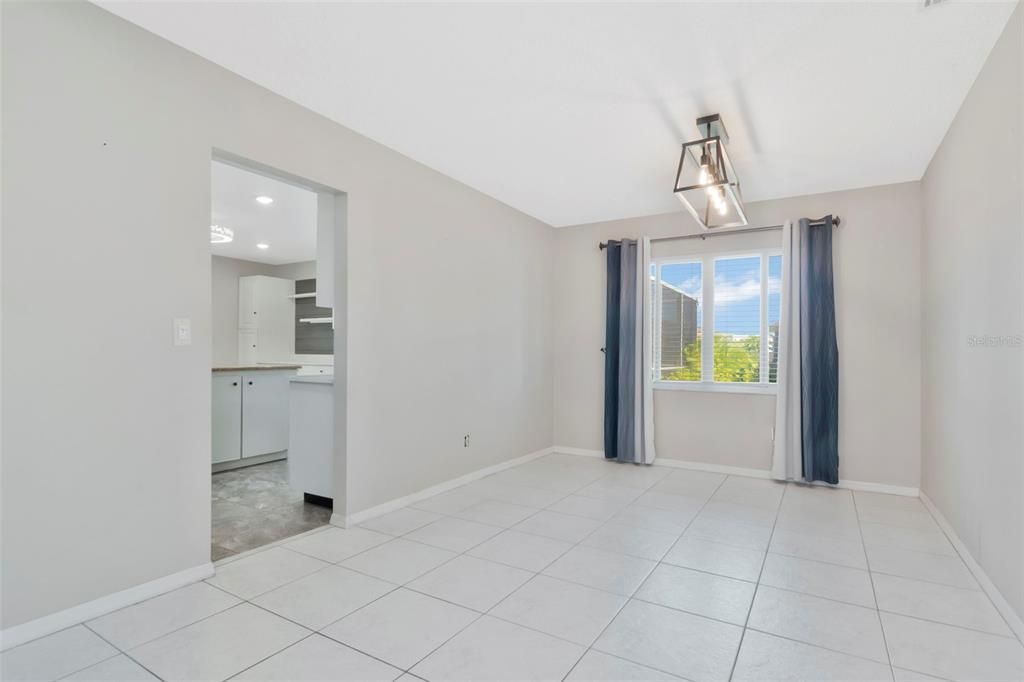 En Venta: $450,000 (2 camas, 2 baños, 1666 Pies cuadrados)