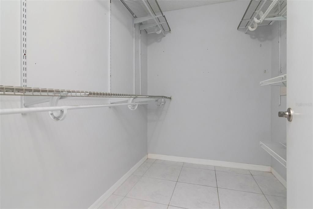 En Venta: $450,000 (2 camas, 2 baños, 1666 Pies cuadrados)