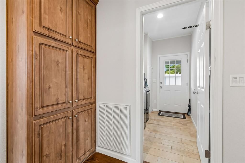 На продажу: $239,000 (3 спален, 2 ванн, 1531 Квадратных фут)