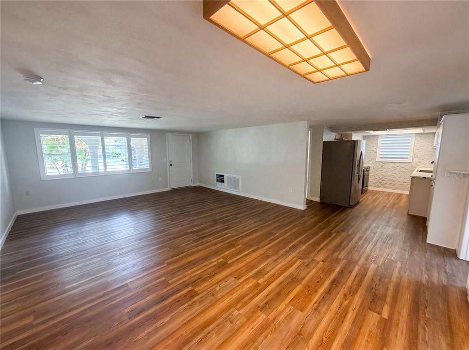 На продажу: $280,000 (3 спален, 2 ванн, 1526 Квадратных фут)