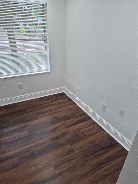В аренду: $1,900 (3 спален, 2 ванн, 964 Квадратных фут)