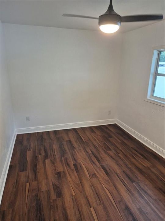 В аренду: $1,900 (3 спален, 2 ванн, 964 Квадратных фут)