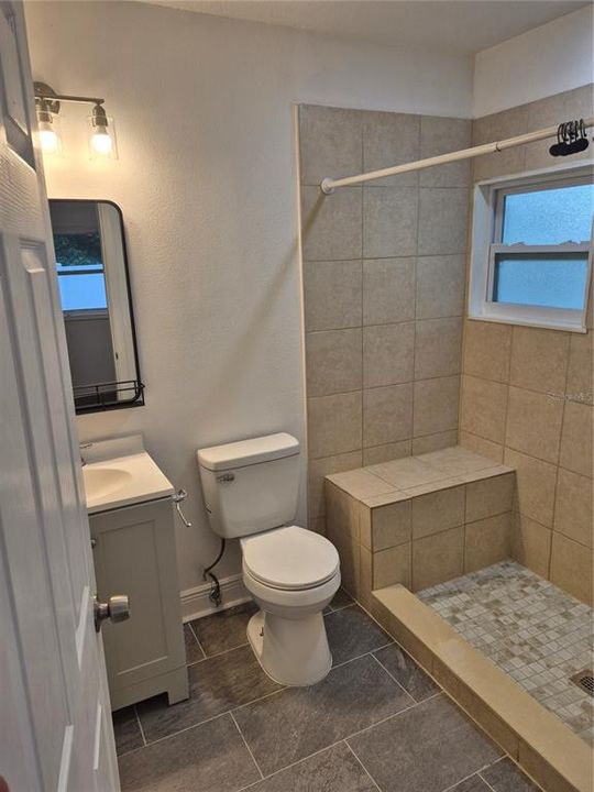 В аренду: $1,900 (3 спален, 2 ванн, 964 Квадратных фут)