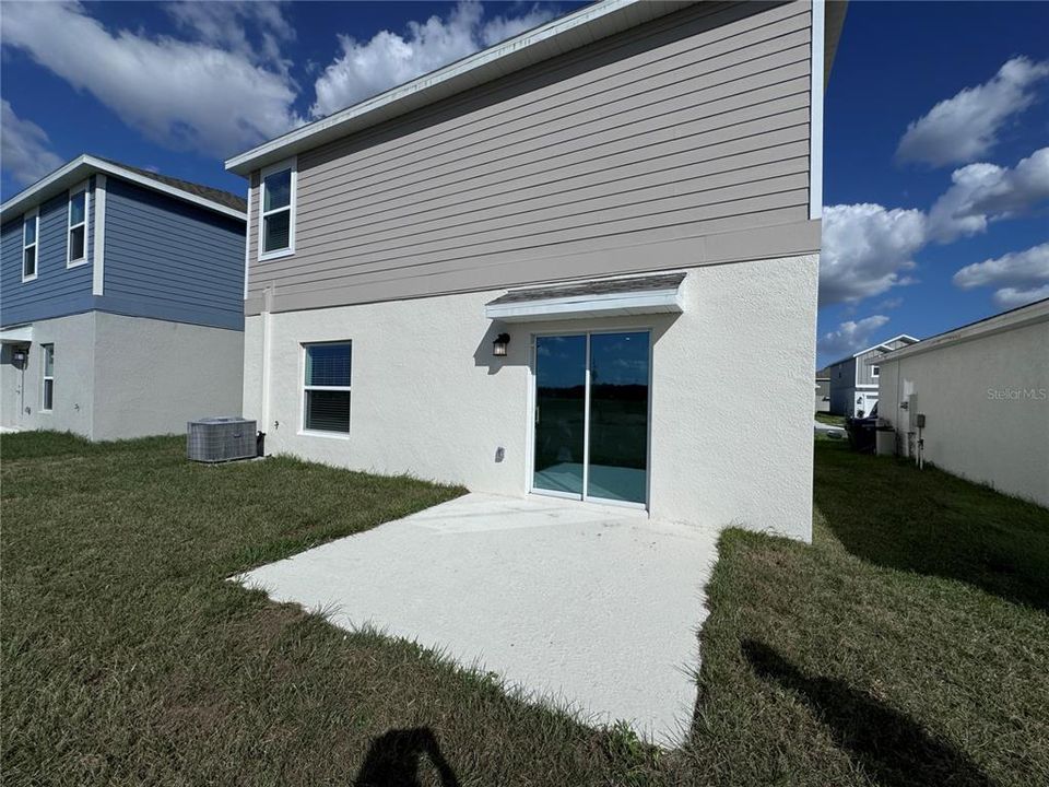For Rent: $1,995 (4 beds, 2 baths, 1879 Square Feet)