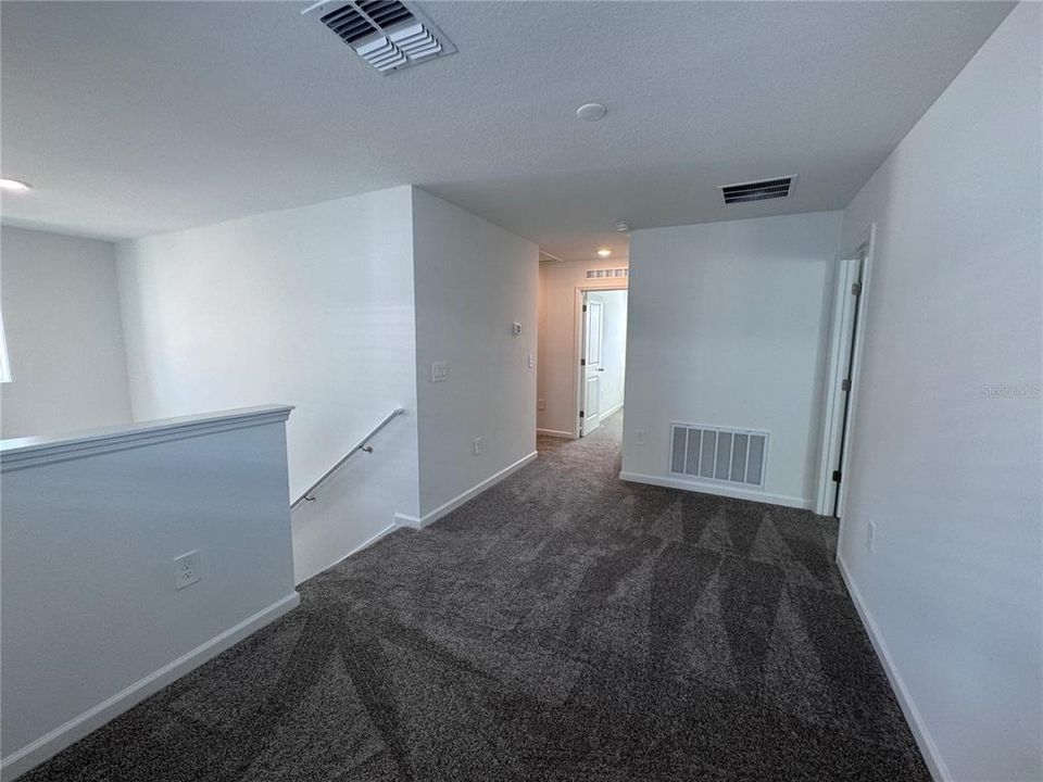 For Rent: $1,995 (4 beds, 2 baths, 1879 Square Feet)
