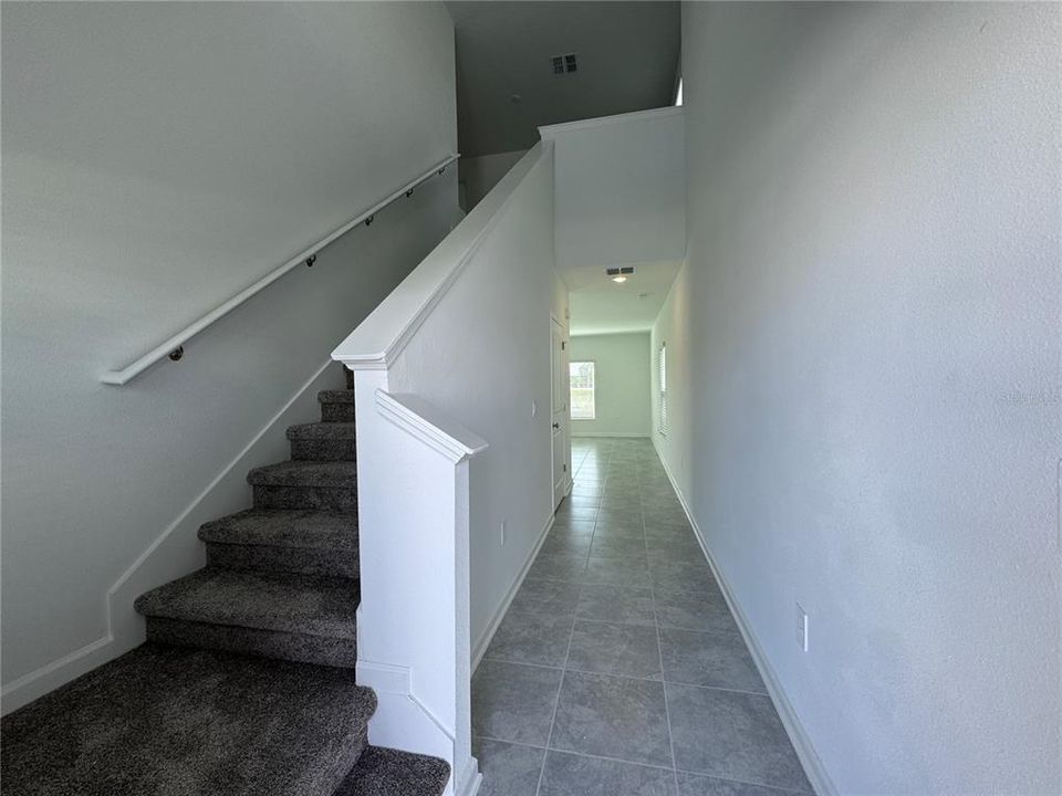 For Rent: $1,995 (4 beds, 2 baths, 1879 Square Feet)