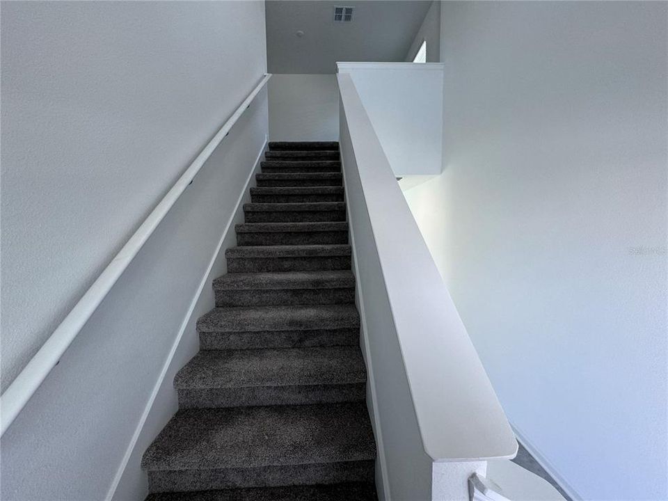 For Rent: $1,995 (4 beds, 2 baths, 1879 Square Feet)