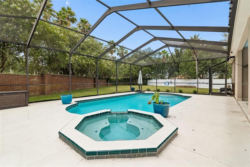 En Venta: $615,000 (4 camas, 3 baños, 2989 Pies cuadrados)
