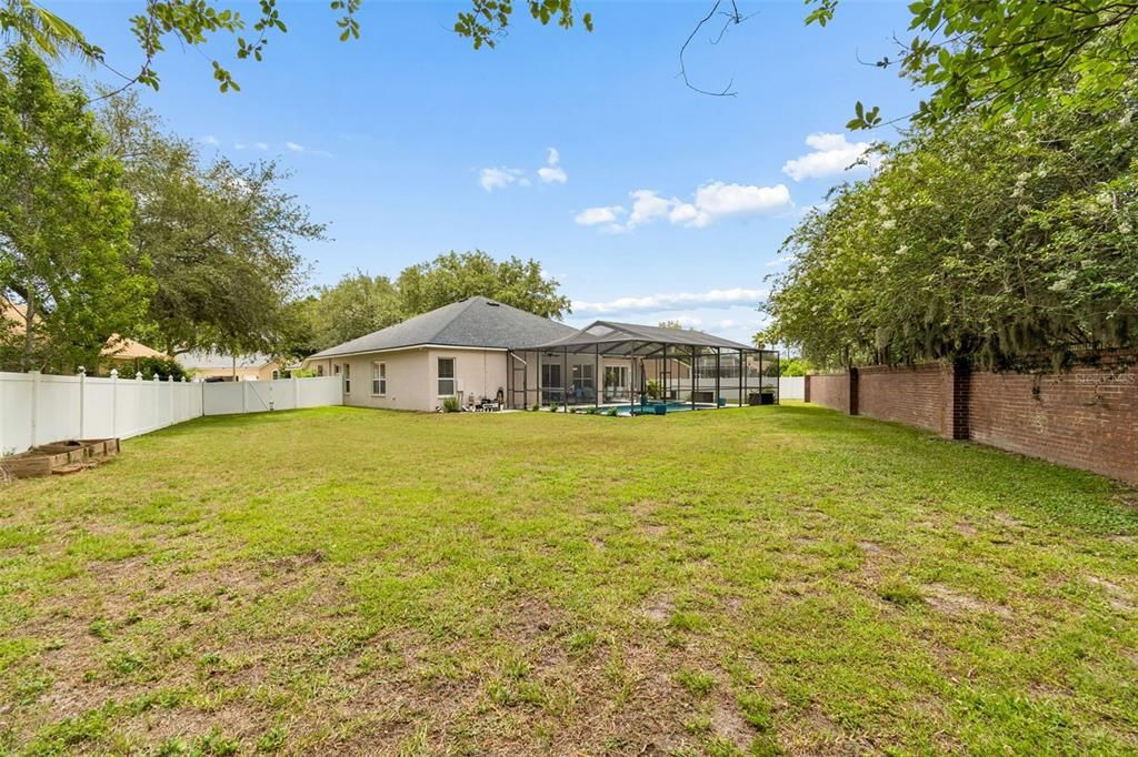 En Venta: $615,000 (4 camas, 3 baños, 2989 Pies cuadrados)