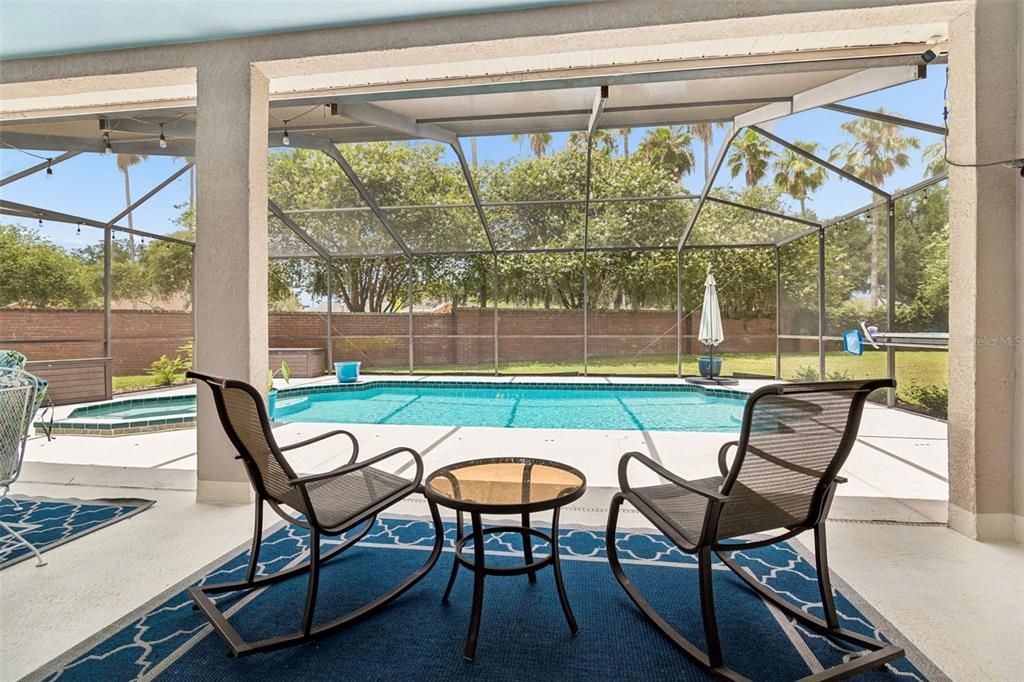 En Venta: $615,000 (4 camas, 3 baños, 2989 Pies cuadrados)